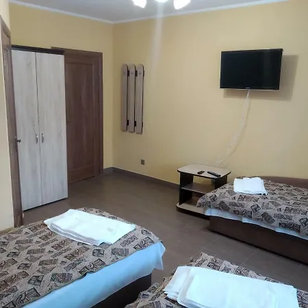 Camelot Penzion Rachiv